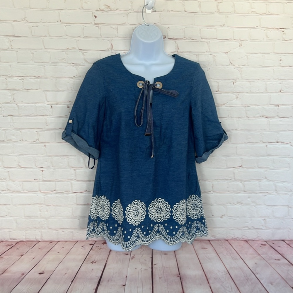 Tommy Hilfiger blue embroidery to size Small petite